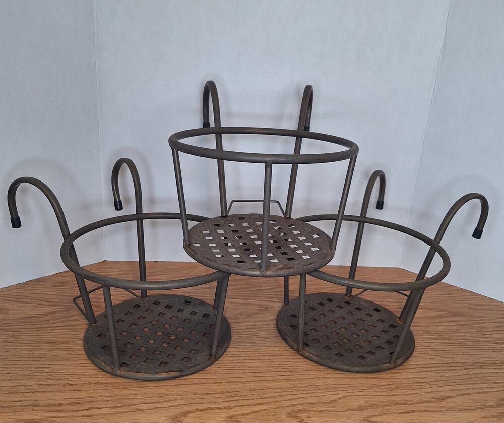 VTG Rustic Metal Hanging Rail Planter Holders Flower Pot Baskets Hooks Set Of 3